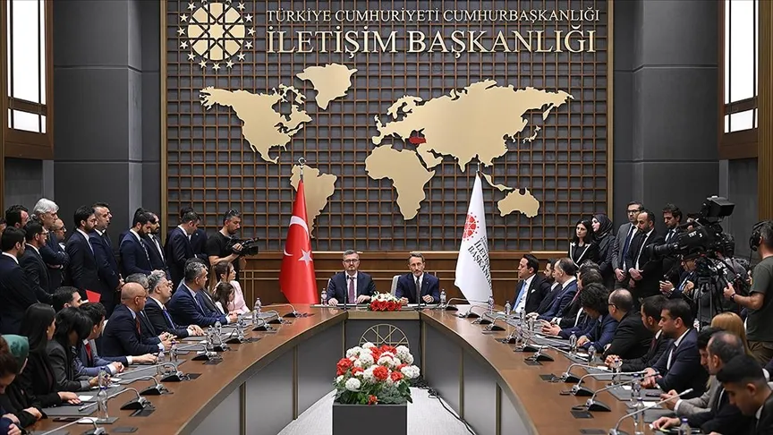 Cumhurbaşkanlığı İletişim Başkanı Burhanettin Duran, görevi Fahrettin Altun