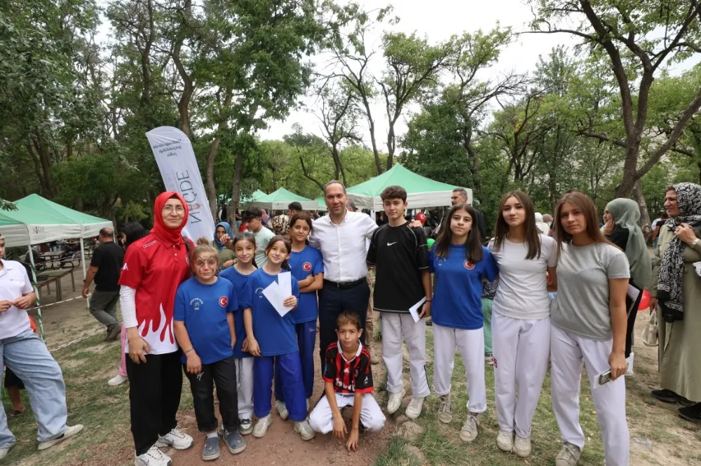 NİĞDE’DE YETİM ÇOCUKLARA UNUTULMAZ ŞENLİK
