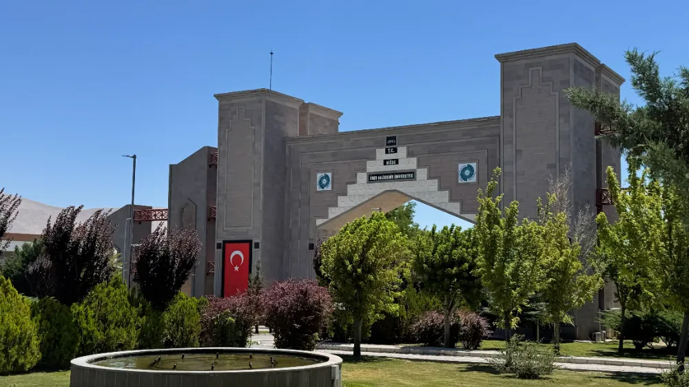 NİĞDE’DEN AVRUPA ÇAPINDA BİR TARIM MODELİ: BİYOKÖMÜR VE KARMA EKİM ÖNE ÇIKTI