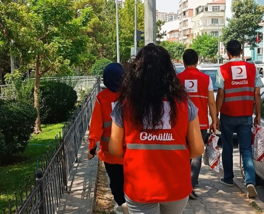 KIZILAY’DAN YAŞLI VE ENGELLİLERE EVDE DESTEK HİZMETİ