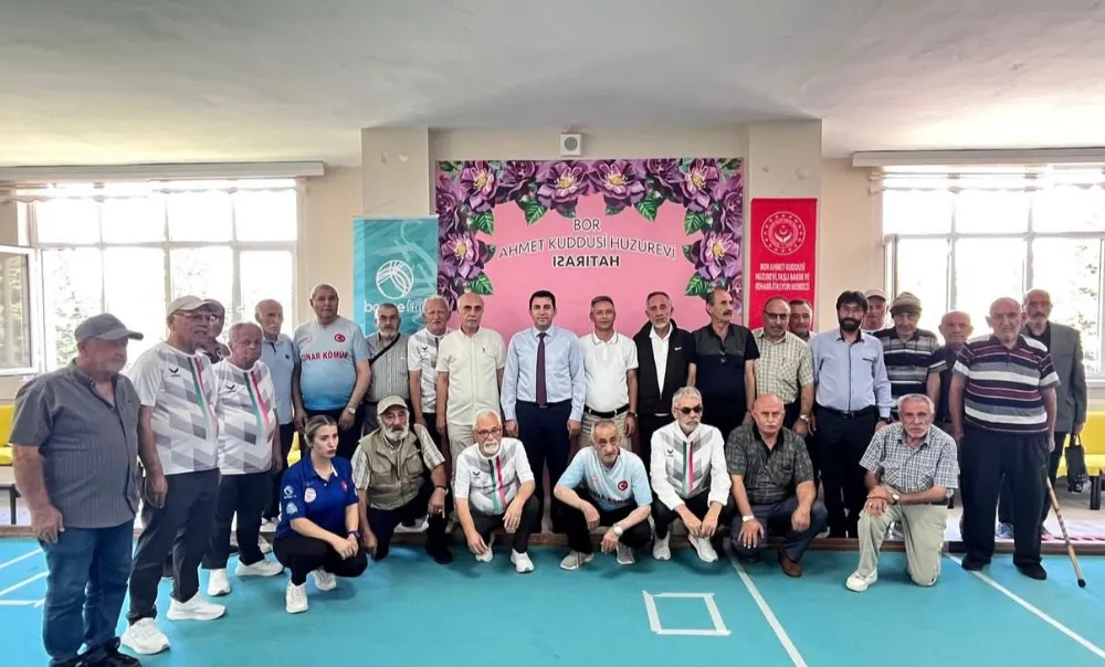 BOR’DA HUZUREVİ SAKİNLERİNDEN DOSTLUK MAÇI 