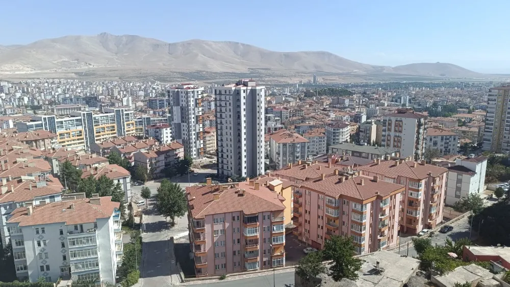 NİĞDE’DE KİRA FİYATLARI CEP YAKIYOR