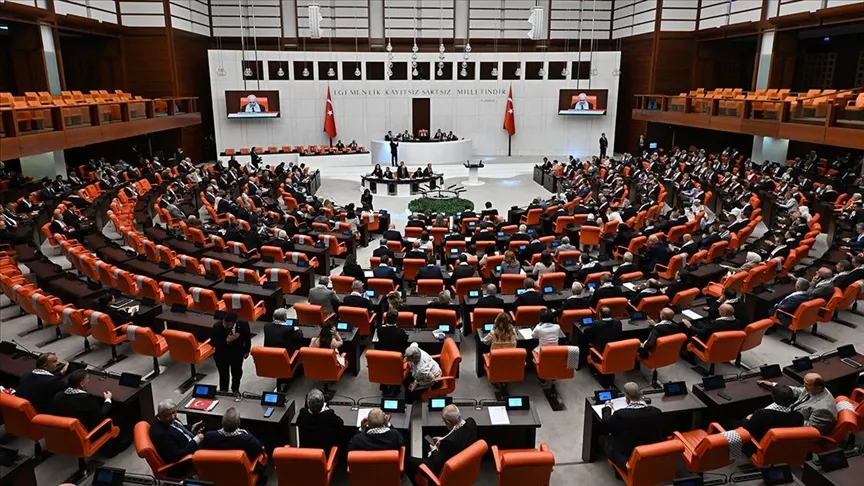 TBMM GENEL KURULU OLAĞANÜSTÜ TOPLANDI