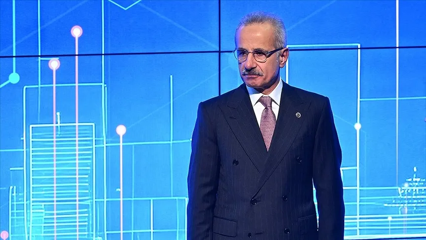 BAKAN URALOĞLU, 5G İHALESİNİN 16 EKİM