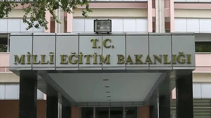 MEB 21 ÖZEL OKULUN RUHSATINI İPTAL ETTİ