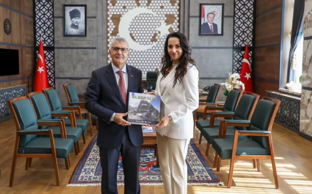 NİĞDELİ İŞ KADININDAN VALİ ÇELİK’E ZİYARET