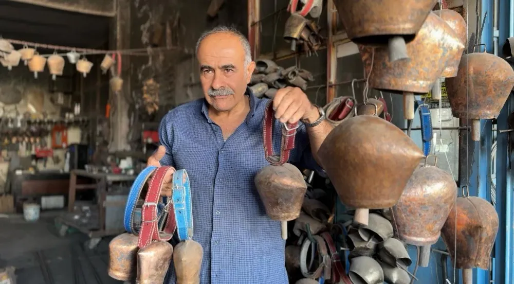NİĞDE’DE ALTI YAŞINDA BAŞLADI, 60 YAŞINDA HALA ÇAN DÖVÜYOR (VİDEO HABER)
