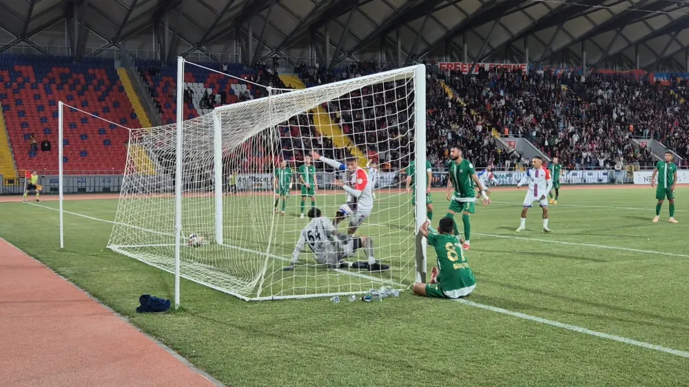 NİĞDE BELEDİYESPOR ÖNE GEÇTİ: ÖMER DEMİREL’DEN ŞIK GOL