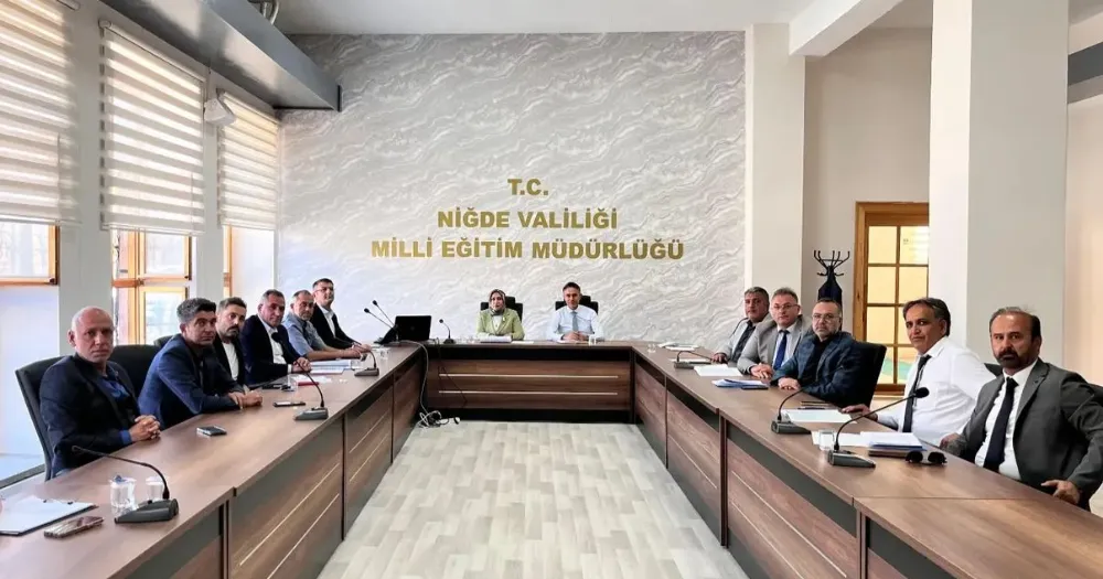 NİĞDE’DE EĞİTİMİN GELECEĞİ TÜRKİYE YÜZYILI MAARİF MODELİ İLE ŞEKİLLENİYOR