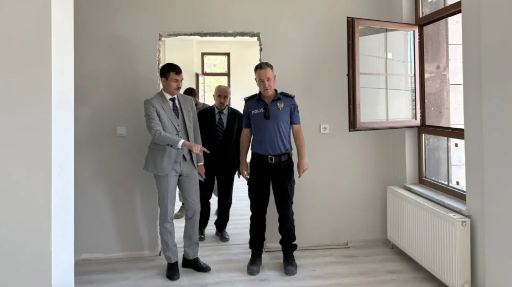 KAYMAKAM GÖKÇE, YENİ EMNİYET BİNASINDA İNCELEMELERDE BULUNDU